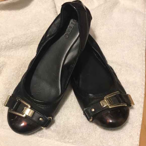 DONATE 
Ditto by Van Eli, 🥿 flats - Picture 1 of 3